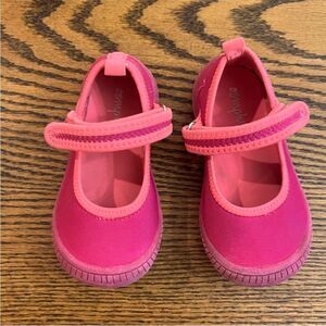 OOMPHIES Toddler Girl Size 8 Mary Jane Style Shoes Pink
